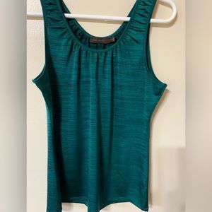 🦋The Limited Women’s Tanks, The Limited Green Ruched Stretch. Sleeveless Size M